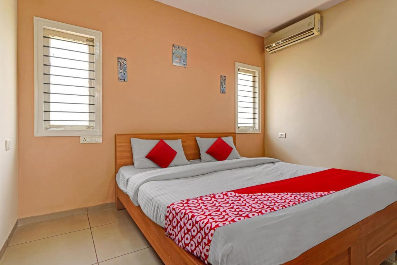 Super Hotel O Indra Suites Maisur Dış mekan fotoğraf
