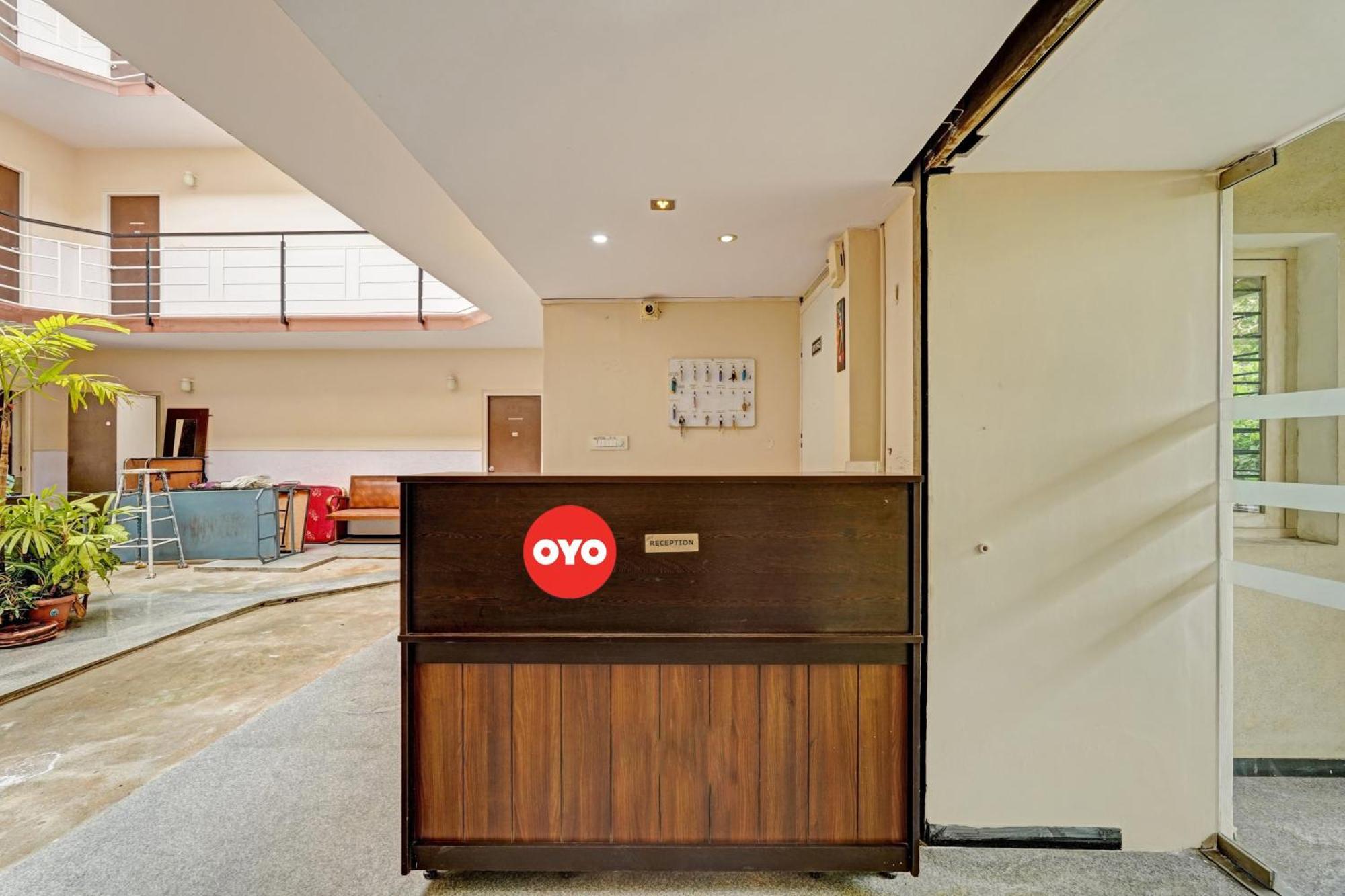 Super Hotel O Indra Suites Maisur Dış mekan fotoğraf