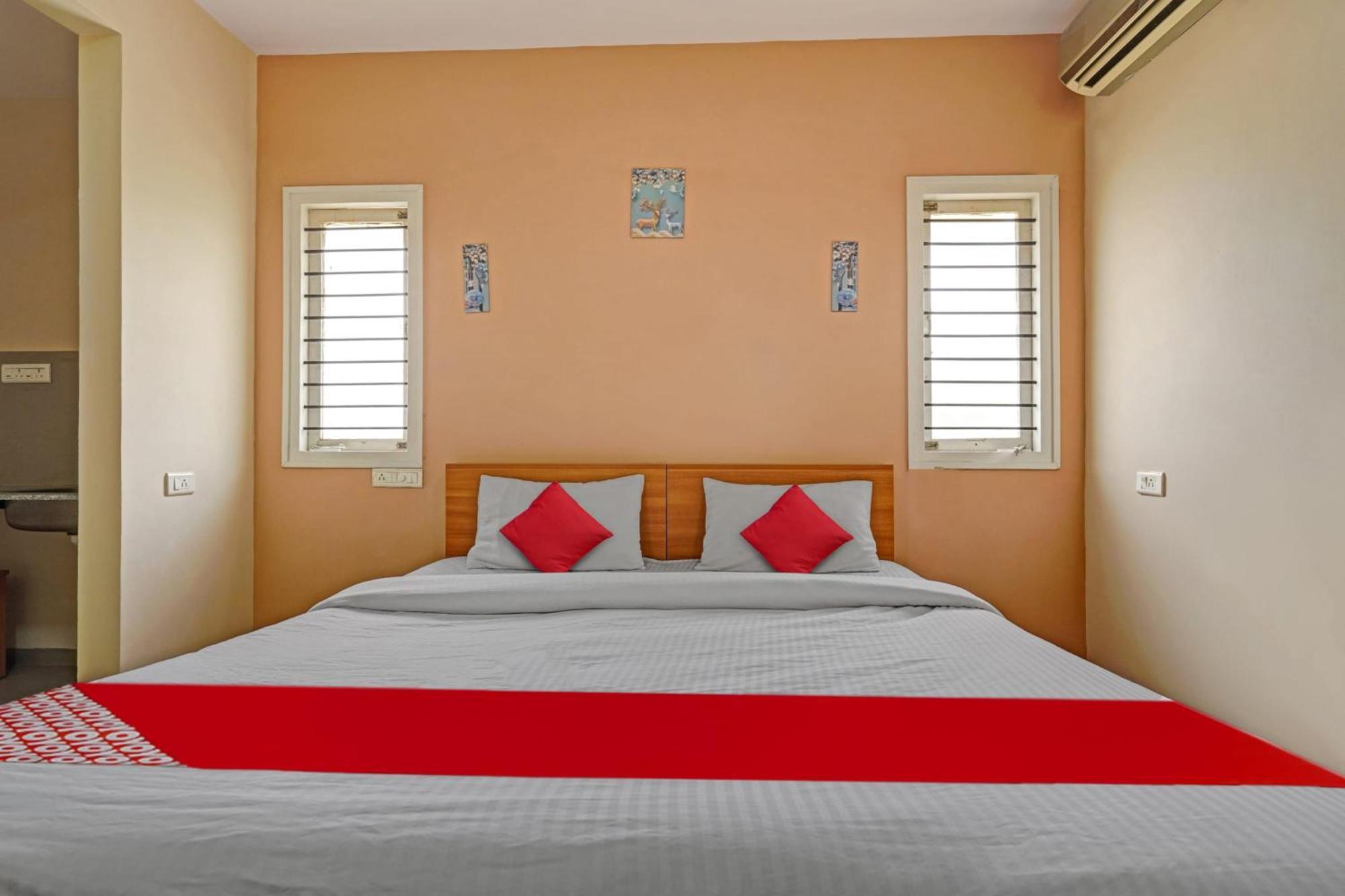 Super Hotel O Indra Suites Maisur Dış mekan fotoğraf