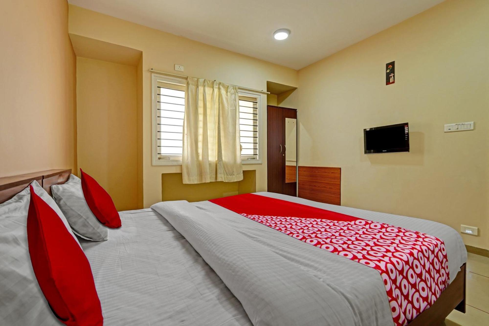 Super Hotel O Indra Suites Maisur Dış mekan fotoğraf